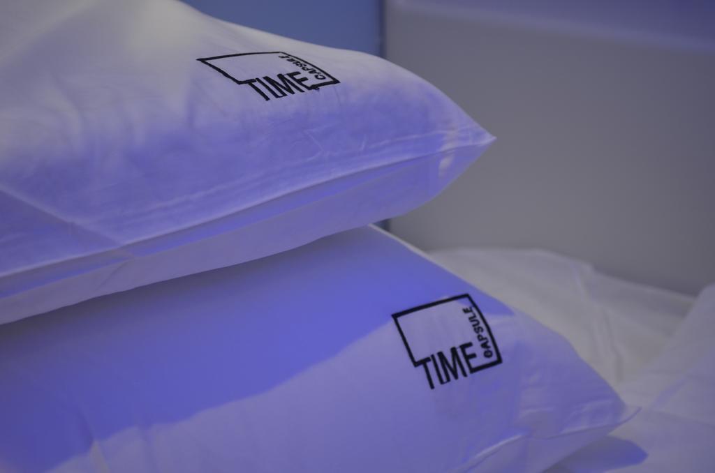 Time Capsule Hotel George Town Exteriör bild