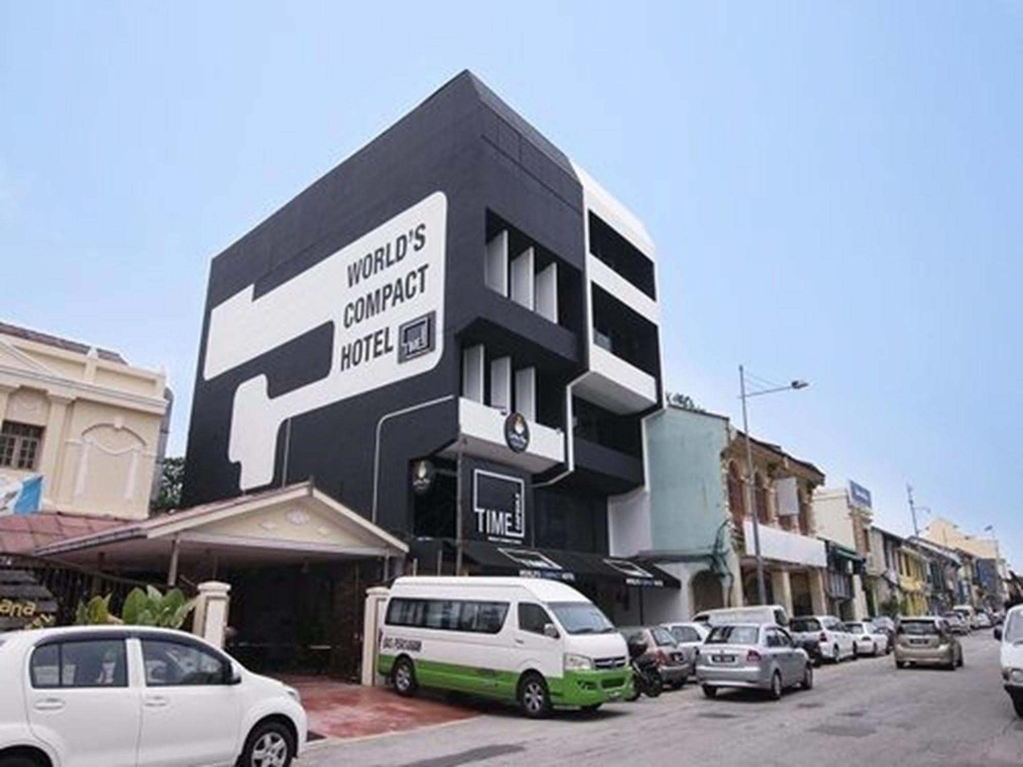 Time Capsule Hotel George Town Exteriör bild